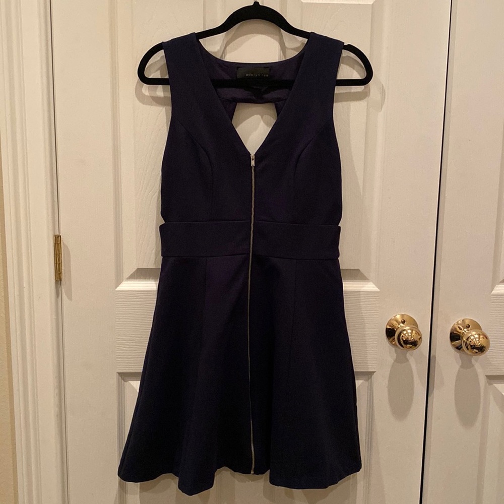 adelyn rae dress. Size: US Medium. Color: medium